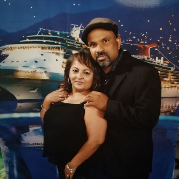 Meet your Posher, Nisha - Picture 1 of 1